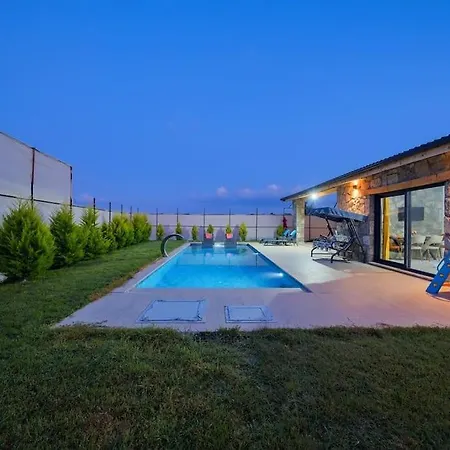 Taş Villa
